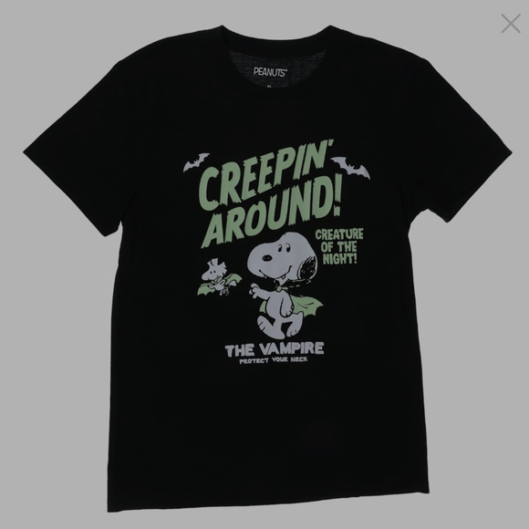 Peanuts Tops - NEW Peanuts Snoopy Creepin' Around Vampire Tee T-Shirt Creeping Halloween